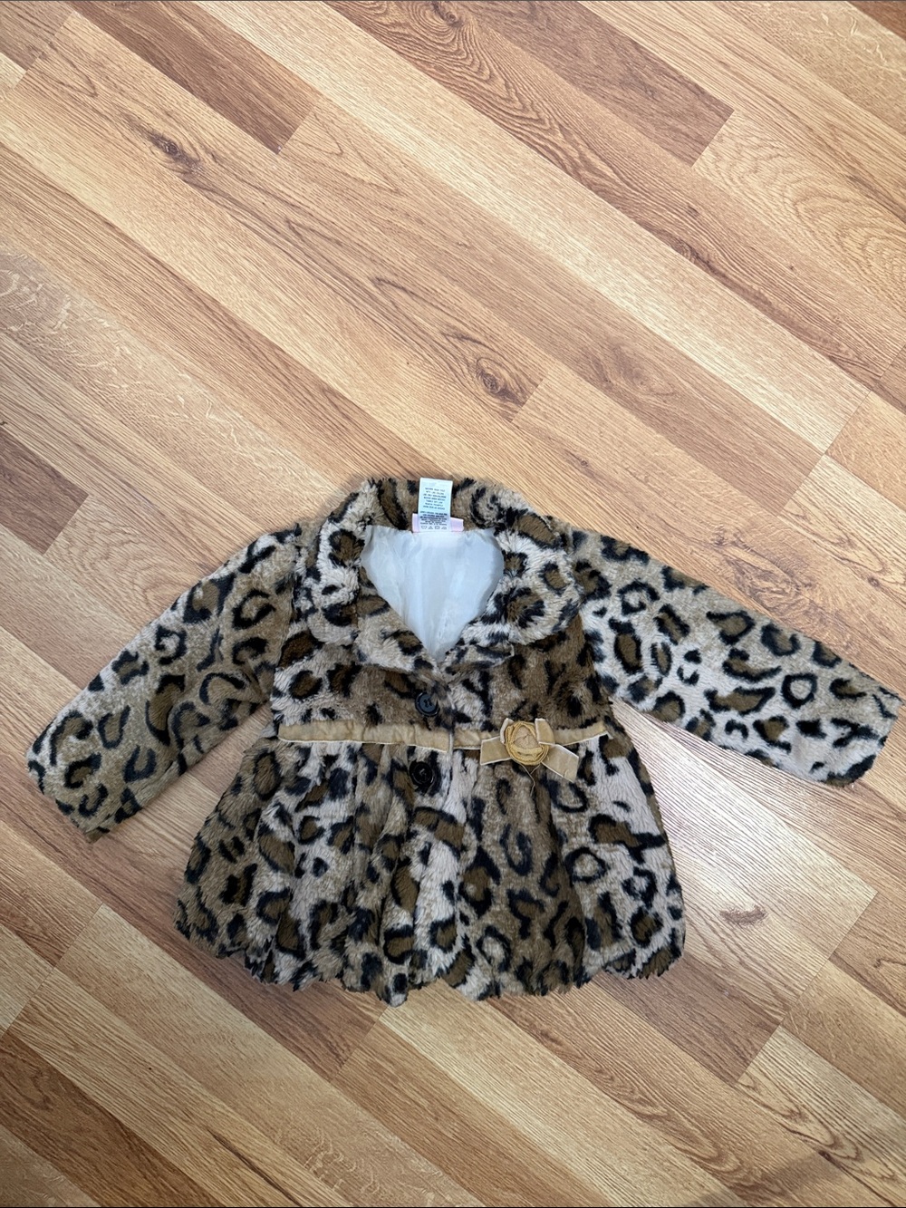 Little Lass Leopard-Pattern Faux Fur Jacket in Cream and Black 24 months